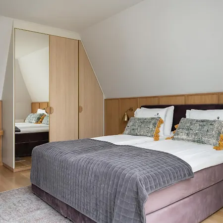 Nowy Luxury With Jacuzzi & Sky Terrace By Lion Apartment *