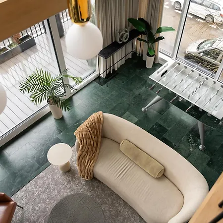 Nowy Luxury With Private Jacuzzi & Sky Terrace Apartment